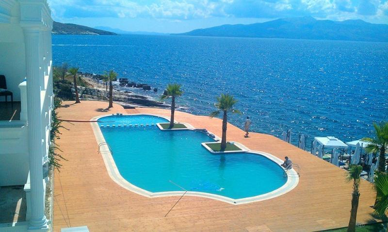 Santa Quaranta Premium Resort Sarande Exterior photo